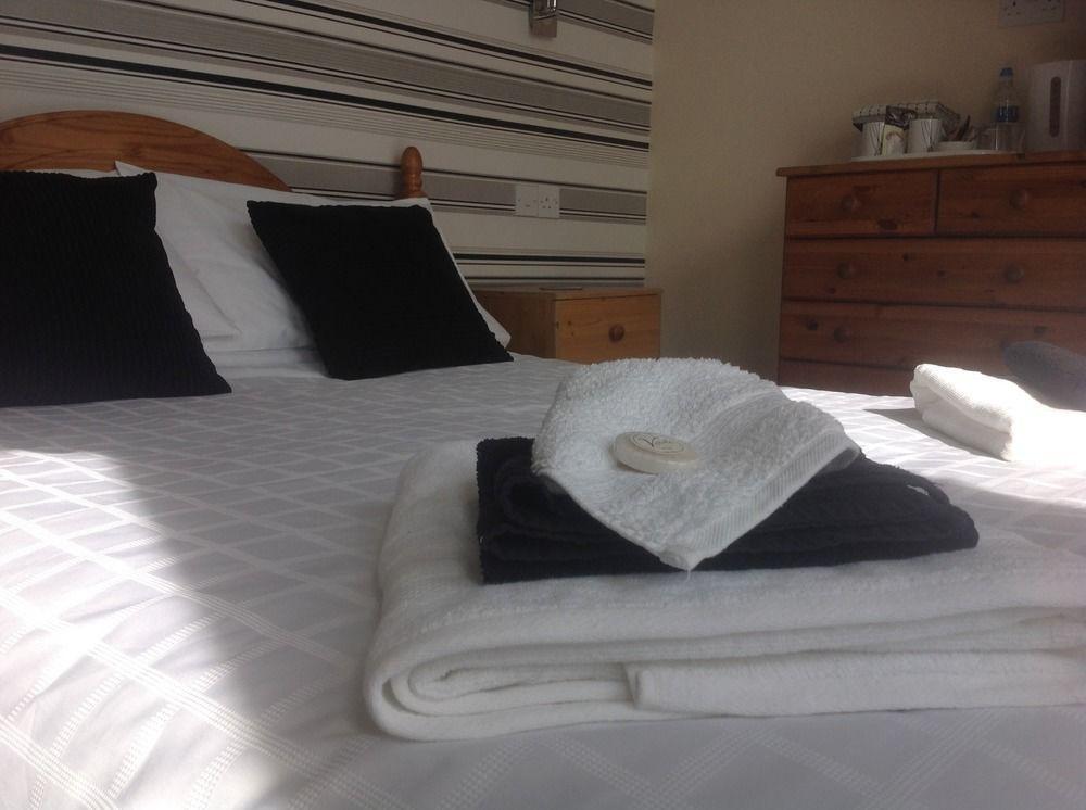 Cleasewood Hotel 4*