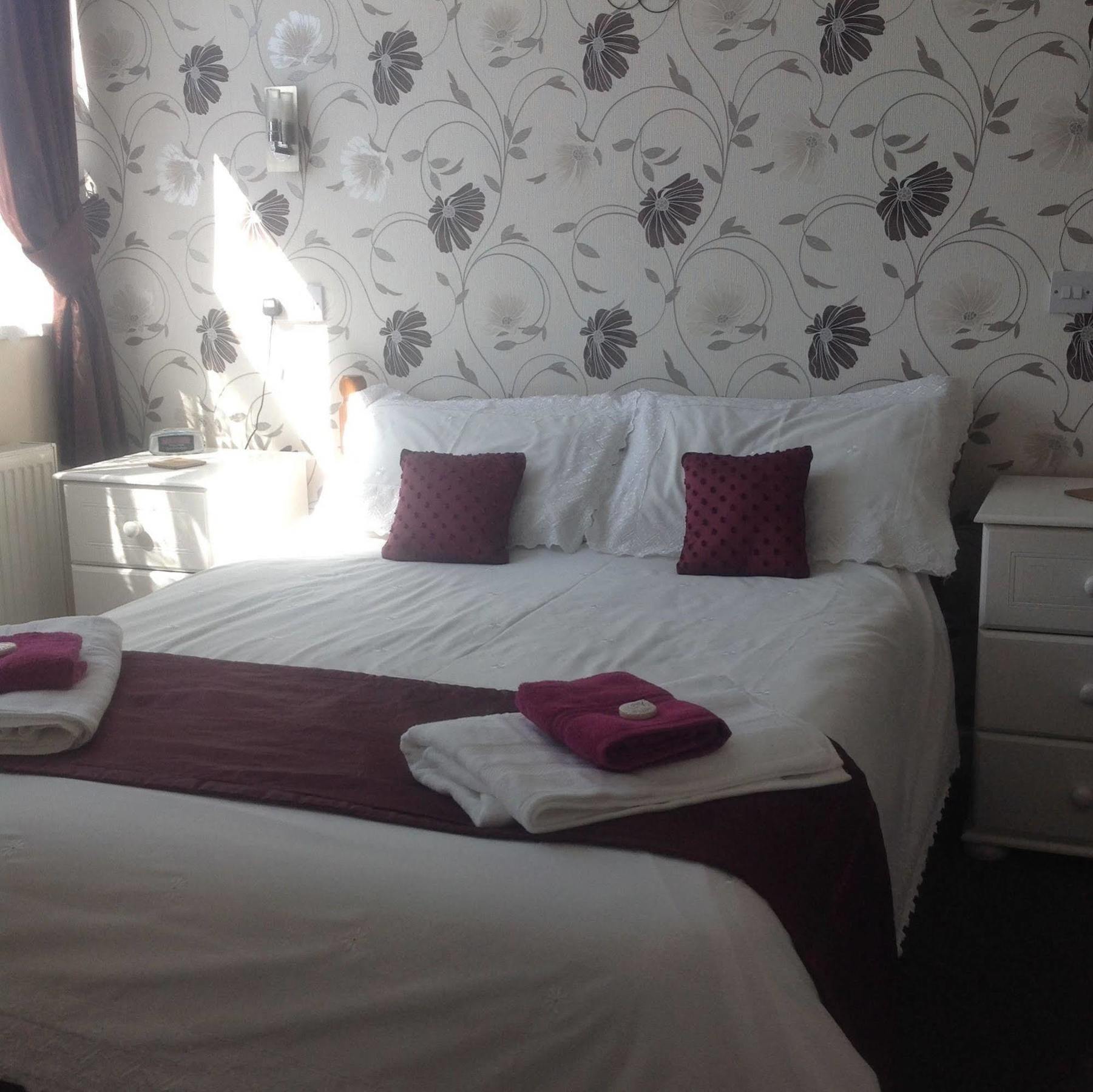 Cleasewood Hotel
